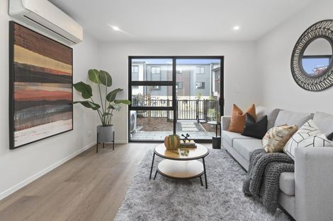 Photo of property in 24 Selo Street, Glen Eden, Auckland, 0602