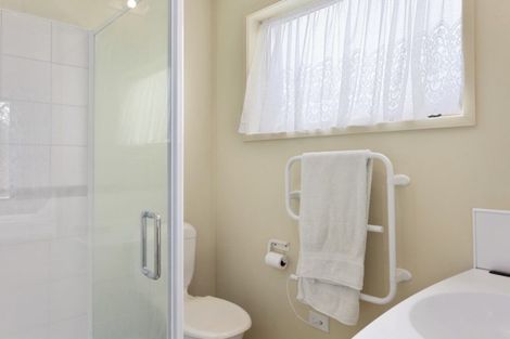 Photo of property in 14 Walnut Grove, Whakatane, 3120