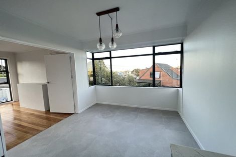 Photo of property in 708 East Coast Road, Pinehill, Auckland, 0632