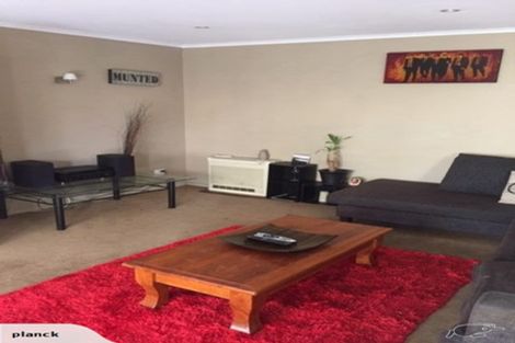 Photo of property in 12 Ladbrokes Place, Fendalton, Christchurch, 8052