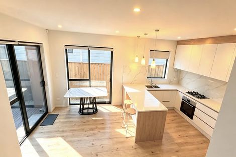 Photo of property in 32 Minhas Road, Papakura, 2110