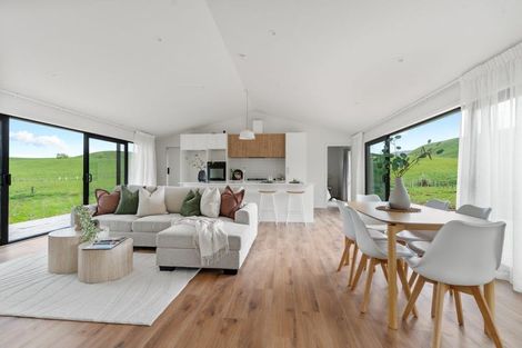 Photo of property in 437 Pinfold Road, Papatawa, 4998