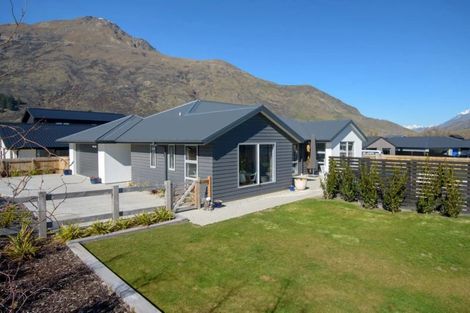 Photo of property in 20 Ashenhurst Way, Lower Shotover, Queenstown, 9304