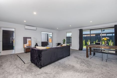 Photo of property in 38 Owhiro Avenue, Mosgiel, 9024