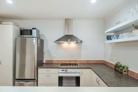 Photo of property in 63 Nimstedt Avenue, Oteha, Auckland, 0632
