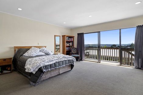 Photo of property in 24 Sherwood Street, Bellevue, Tauranga, 3110