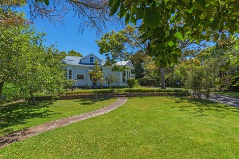 Photo of property in 52 Grey Street, Marton, 4710