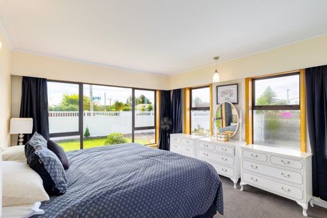 Photo of property in 18 Voss Street, Shirley, Christchurch, 8013