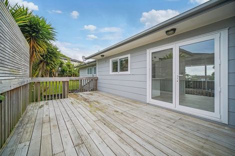 Photo of property in 30 Malvina Place, Bucklands Beach, Auckland, 2014