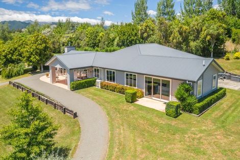 Photo of property in 14 Twin Peaks Grove, Koputaroa, Levin, 5575