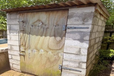 Photo of property in 33 Shearwater Street, One Tree Point, 0118