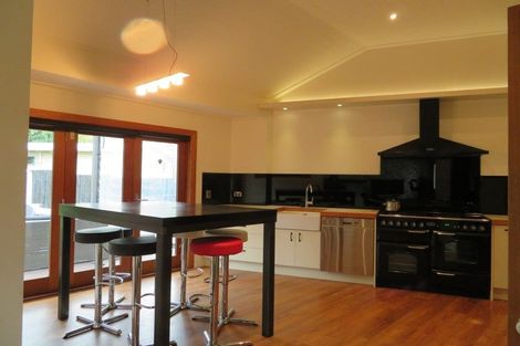 Photo of property in 6 Cardigan Street, Arrowtown, 9302