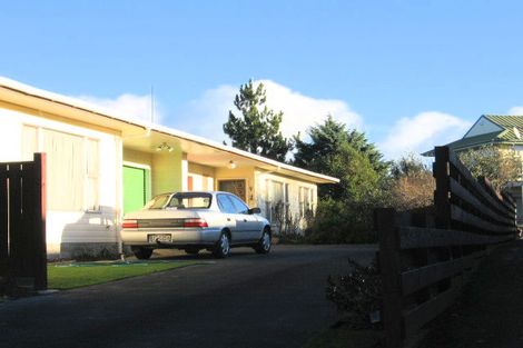 Photo of property in 10a Dunk Place, Milson, Palmerston North, 4414