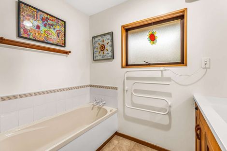 Photo of property in 21a Seadown Crescent, Amberley, 7410