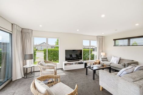 Photo of property in 36 Rannoch Drive, Broomfield, Christchurch, 8042