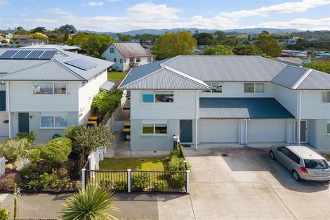 Photo of property in 3 Apple Orchard Way, Sunnyvale, Auckland, 0612