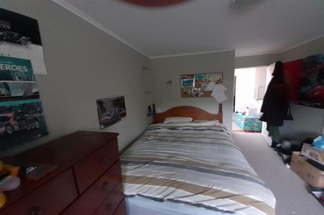 Photo of property in 11 Channel View Road, Campbells Bay, Auckland, 0630