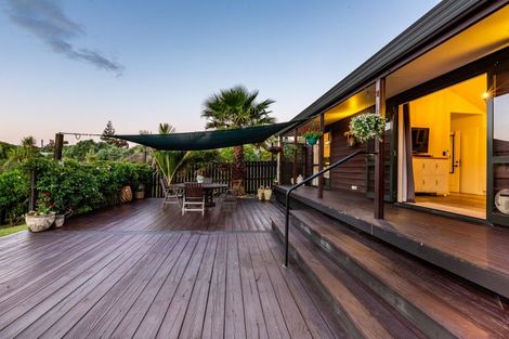 Photo of property in 49 Gawler Street, Te Horo Beach, Otaki, 5581