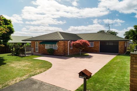 Photo of property in 98 Shakespeare Street, Leamington, Cambridge, 3432