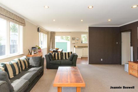 Photo of property in 600 Featherston Street, Roslyn, Palmerston North, 4414