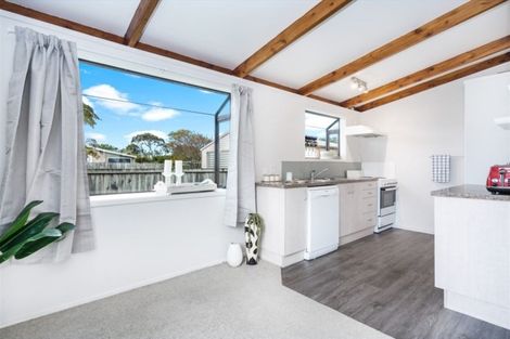 Photo of property in 1a Ross Street, Onerahi, Whangarei, 0110