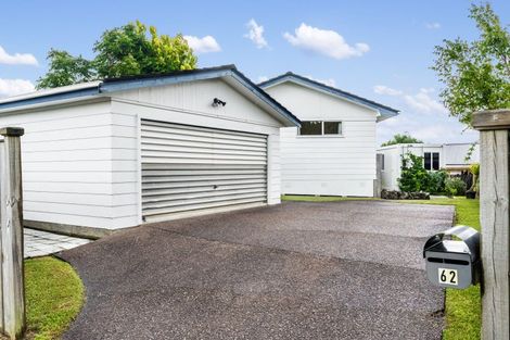 Photo of property in 62 Lynn Road, Bayview, Auckland, 0629