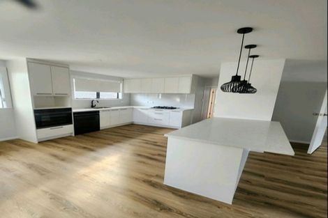 Photo of property in 2 Ellis Avenue, Mount Roskill, Auckland, 1041