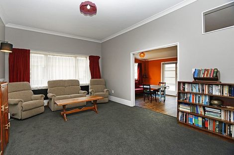 Photo of property in 33 Tayler Street, Eltham, 4322