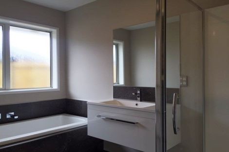 Photo of property in 35 Maka Lane, Halswell, Christchurch, 8025