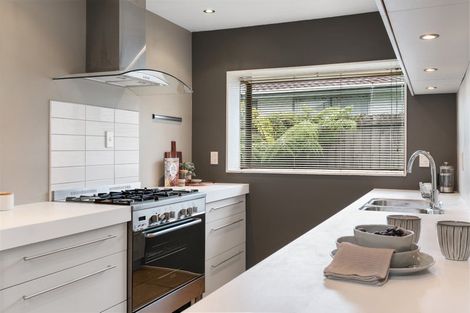 Photo of property in 2/213 Colombo Street, Sydenham, Christchurch, 8023