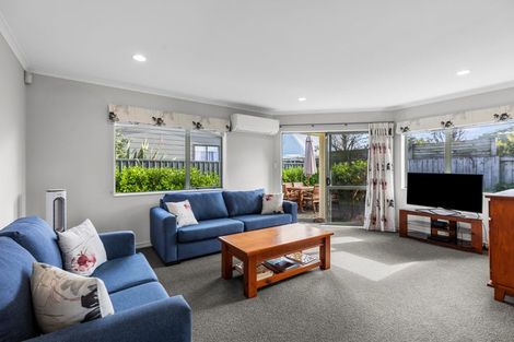 Photo of property in 19 Rosberg Place, Mount Maunganui, 3116