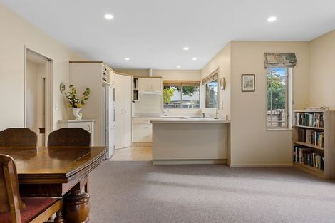 Photo of property in 1a Ballybrack Place, Casebrook, Christchurch, 8051