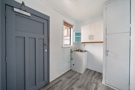 Photo of property in 43 Donnelley Drive, Wainuiomata, Lower Hutt, 5014