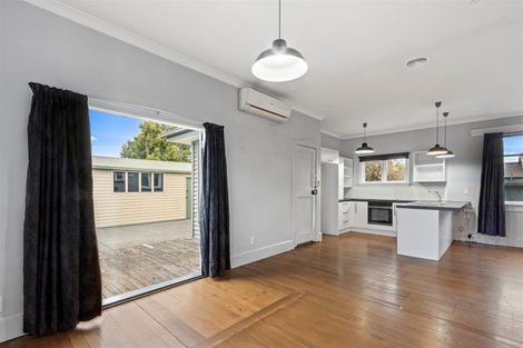 Photo of property in 16 Lincoln Road, Hillmorton, Christchurch, 8024