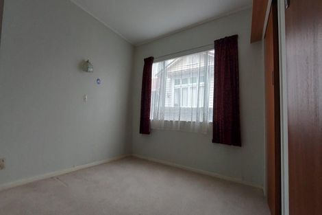 Photo of property in 3/2 Mickle Street, Te Atatu South, Auckland, 0610