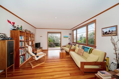 Photo of property in 17 Curtis Street, Okato, 4335