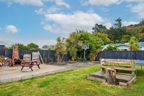 Photo of property in 49 Hyde Street, Wainuiomata, Lower Hutt, 5014