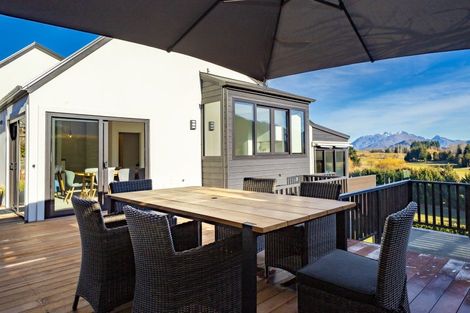 Photo of property in 21 Cotter Avenue, Arrowtown, 9302