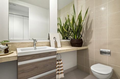 Photo of property in 7/258 Hurstmere Road, Takapuna, Auckland, 0622