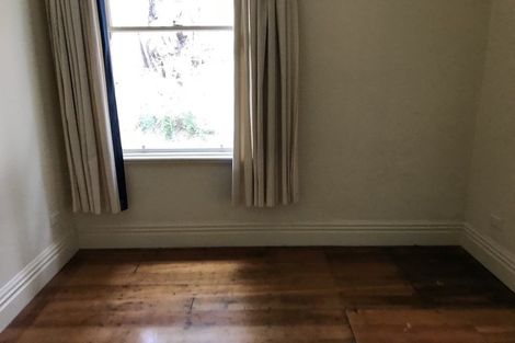 Photo of property in 133 Kaikorai Valley Road, Glenross, Dunedin, 9011