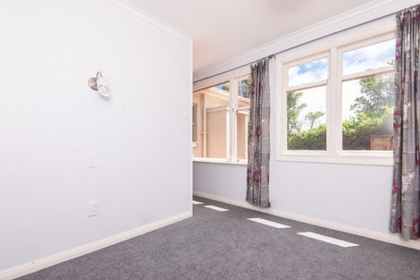 Photo of property in 27 Chesterton Street, Johnsonville, Wellington, 6037