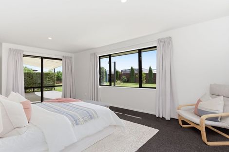 Photo of property in 28 Burnham School Road, Rolleston, 7614