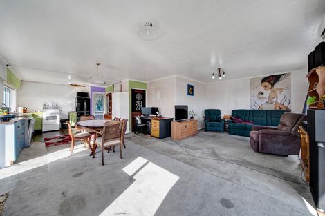 Photo of property in 10 Denby Road, Hawera, 4672