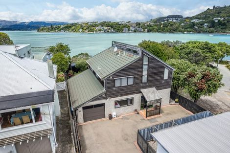 Photo of property in 1/6 Mana Esplanade, Paremata, Porirua, 5026