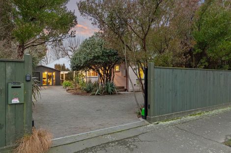 Photo of property in 95 Opawa Road, Opawa, Christchurch, 8023