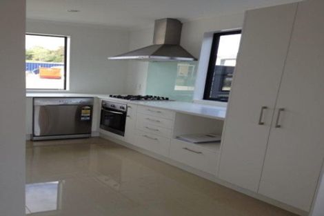 Photo of property in 7 Lane Cameron Place, Flat Bush, Auckland, 2019