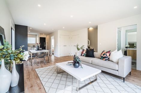 Photo of property in 5b Nea Place, Hillcrest, Auckland, 0627