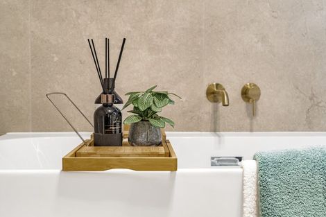 Photo of property in 1 Dorset Down Drive, Karaka, 2580