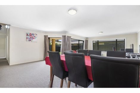 Photo of property in 31/64 Kawaha Point Road, Kawaha Point, Rotorua, 3010