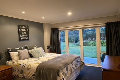 Photo of property in 8 Rossington Drive, West Melton, 7618